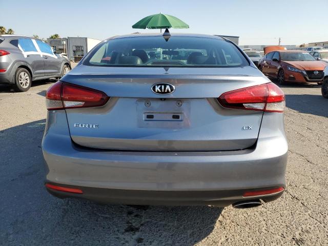  KIA FORTE 2017 Granatowy