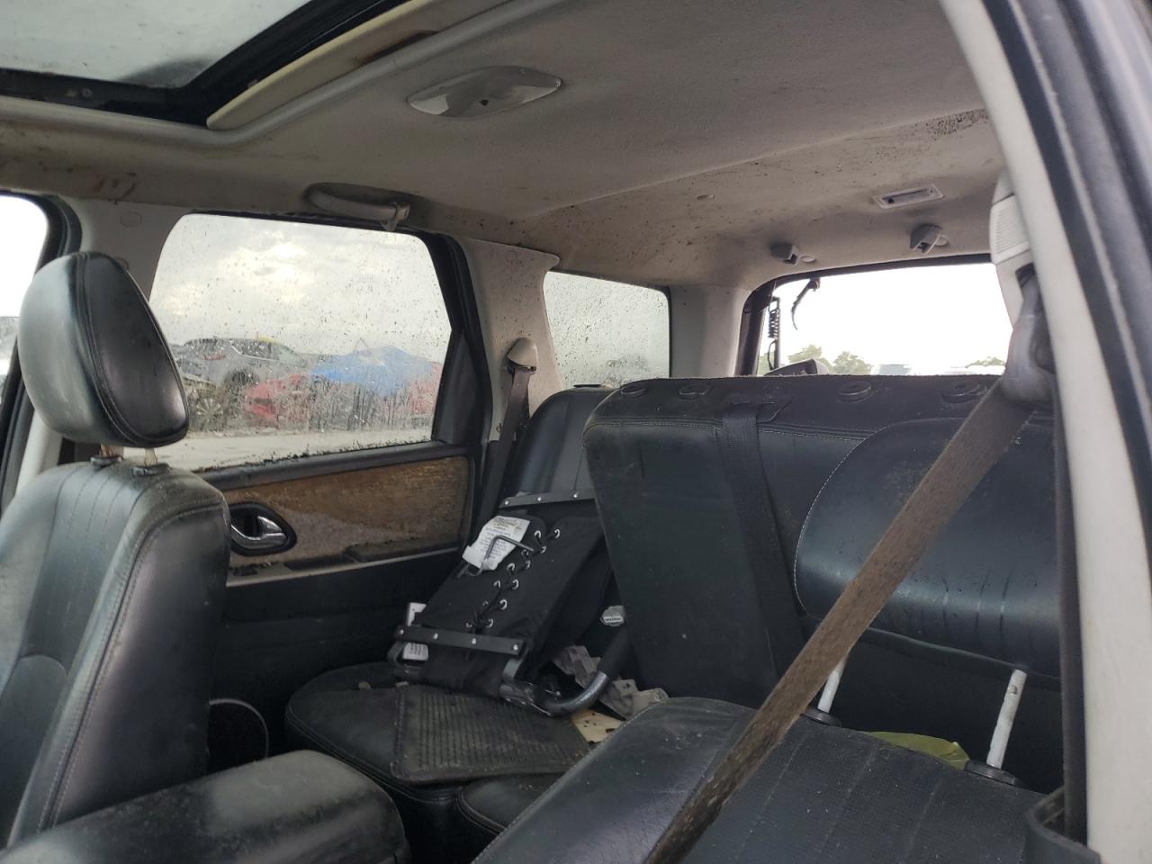 2007 Mercury Mariner Luxury VIN: 4M2YU81147KJ07526 Lot: 64237485
