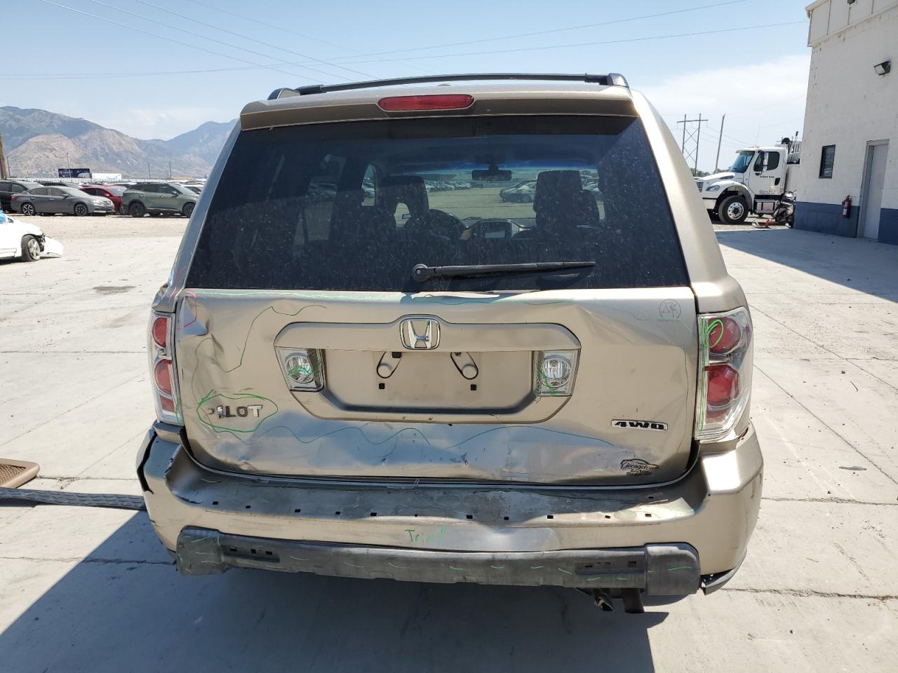 2006 Honda Pilot Ex VIN: 2HKYF18526H500745 Lot: 65237535