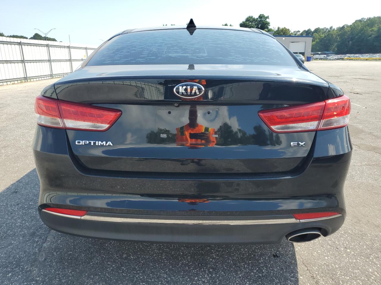 2018 Kia Optima Ex VIN: 5XXGU4L38JG199332 Lot: 63972005