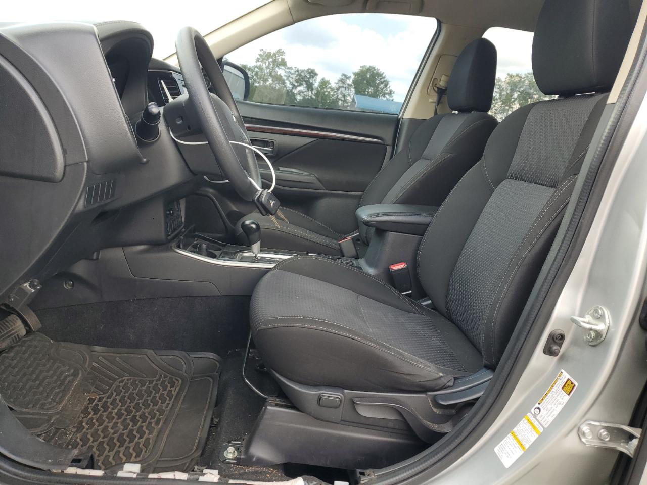 2020 Mitsubishi Outlander Es VIN: JA4AD2A33LZ034182 Lot: 62695795
