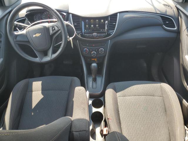  CHEVROLET TRAX 2018 Srebrny
