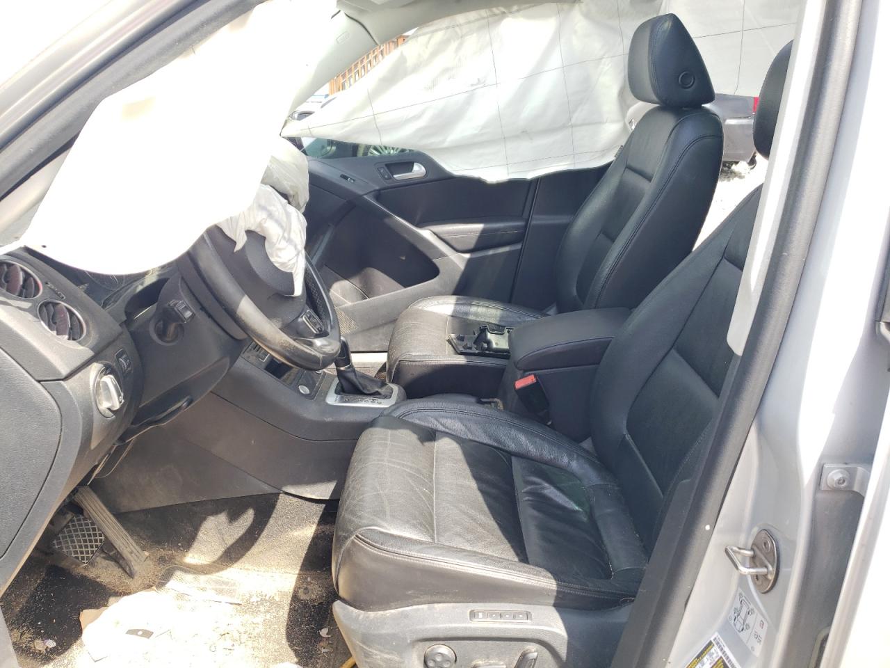 2017 Volkswagen Tiguan Sport VIN: WVGUV7AXXHW506639 Lot: 63419115