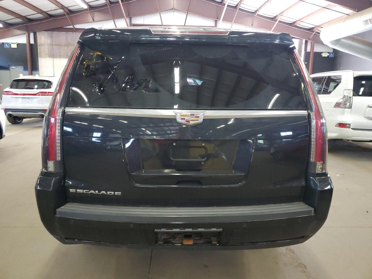 2015 Cadillac Escalade Esv Luxury VIN: 1GYS4SKJ4FR525527 Lot: 65398345