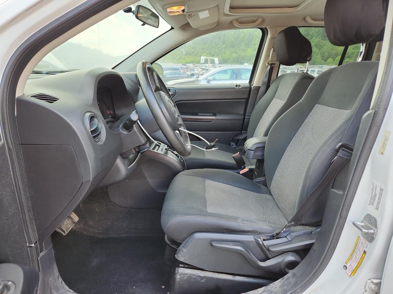 2012 Jeep Compass Latitude VIN: 1C4NJDEBXCD564272 Lot: 63199485