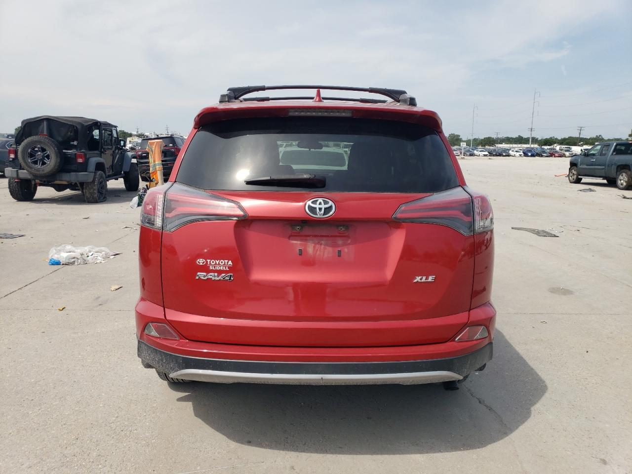 2017 Toyota Rav4 Xle VIN: JTMWFREV1HJ111003 Lot: 64587315