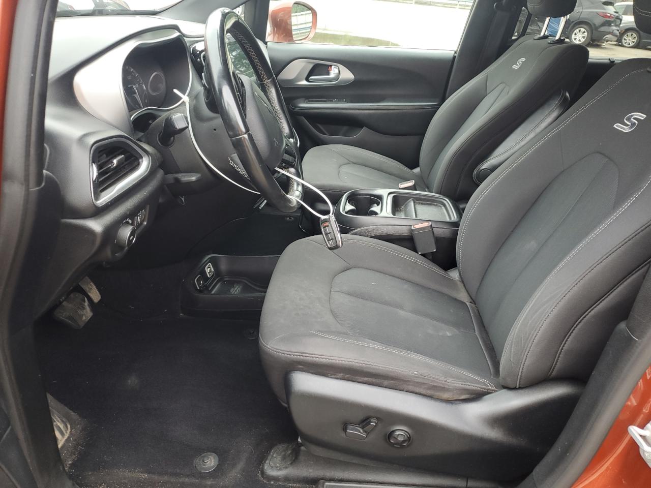 2018 Chrysler Pacifica Touring Plus VIN: 2C4RC1FG9JR339579 Lot: 64017545