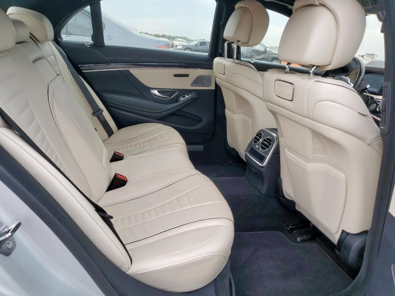 2019 Mercedes-Benz S 560 VIN: WDDUG8DB1KA480141 Lot: 63861595