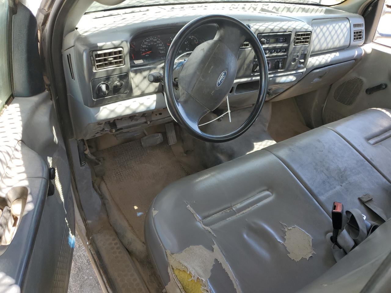 2003 Ford F450 Super Duty VIN: 1FDXF46S53EA89984 Lot: 60218635
