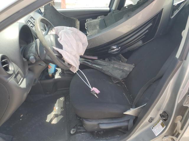  NISSAN VERSA 2012 Srebrny