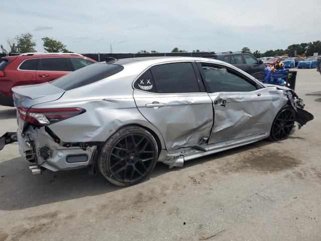  TOYOTA CAMRY 2021 Srebrny