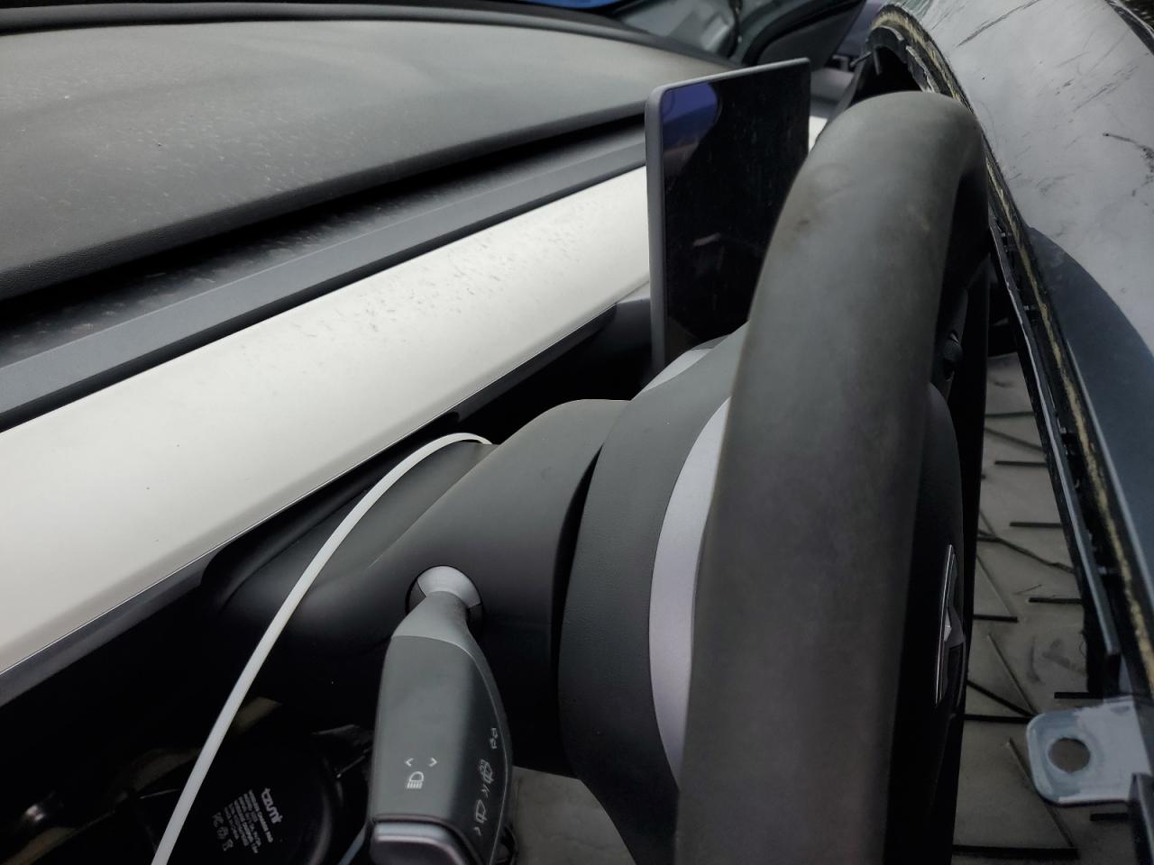 2022 Tesla Model 3 VIN: 5YJ3E1EBXNF114627 Lot: 63103845