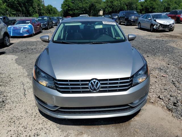  VOLKSWAGEN PASSAT 2012 Silver