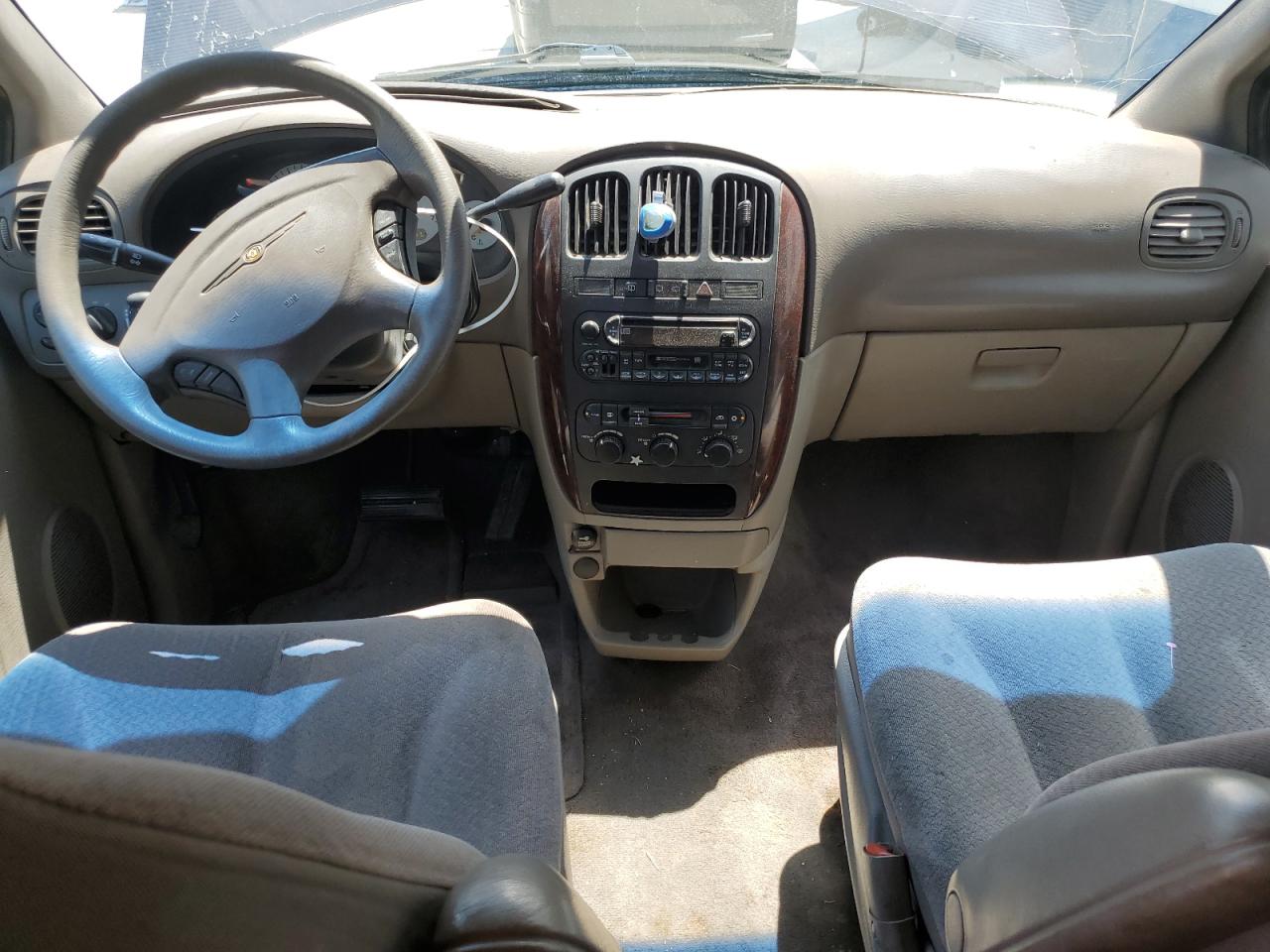 2003 Chrysler Town & Country VIN: 2C4GP24R73R358060 Lot: 64146305