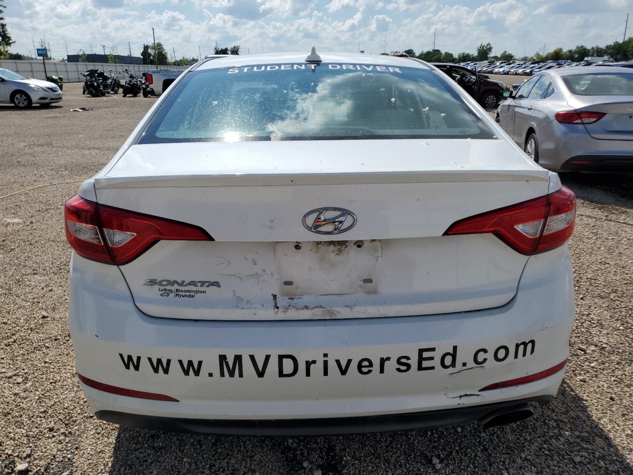 2015 Hyundai Sonata Se VIN: 5NPE24AF0FH037684 Lot: 65011075