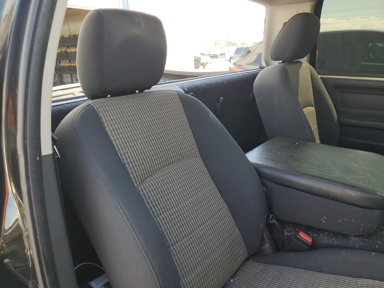 2010 Dodge Ram 1500 VIN: 3D7JB1ET0AG144125 Lot: 70498155