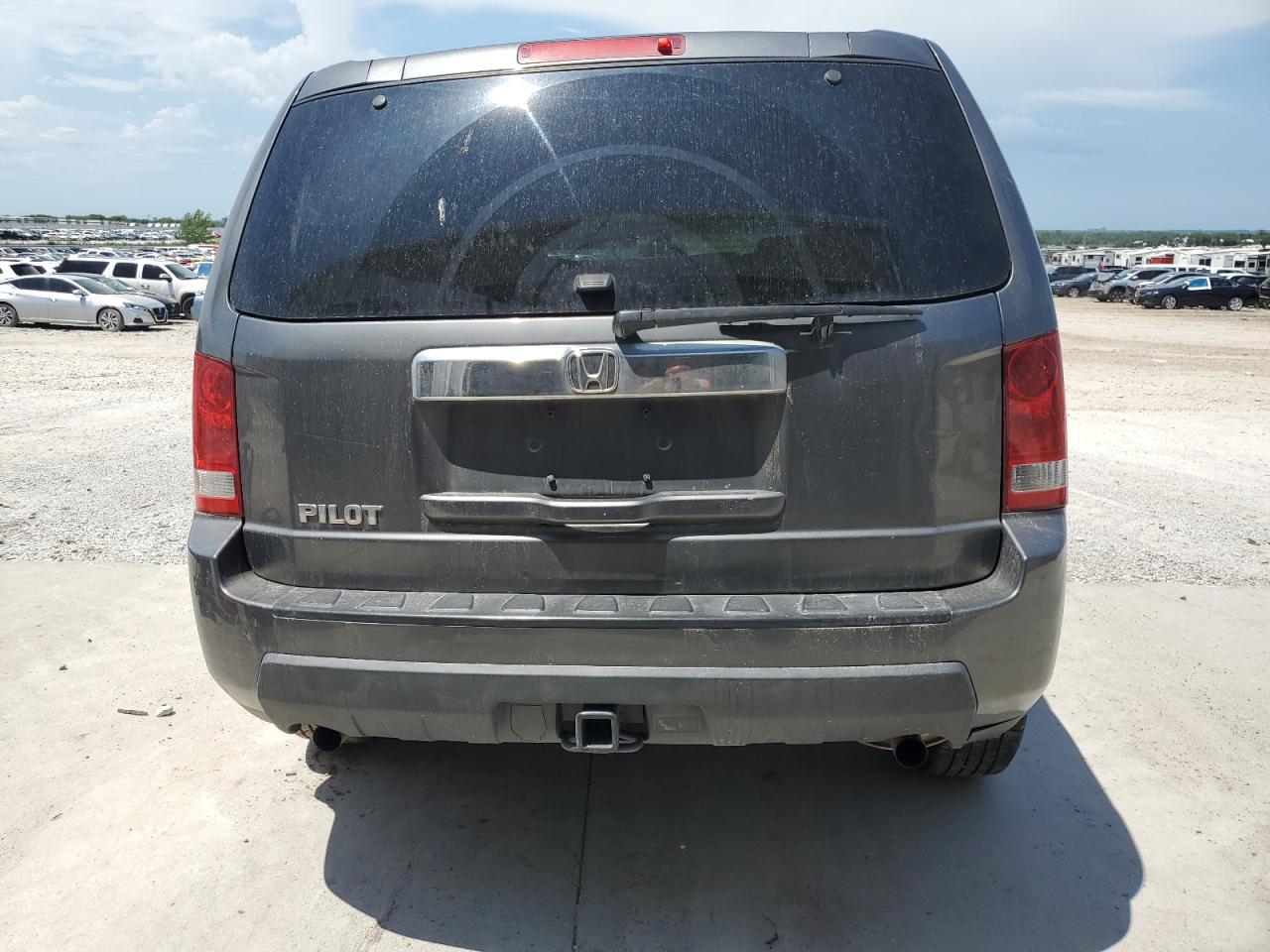 2011 Honda Pilot Lx VIN: 5FNYF3H21BB043632 Lot: 63917065