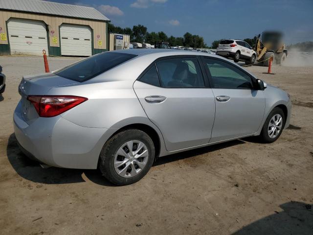  TOYOTA COROLLA 2018 Сріблястий