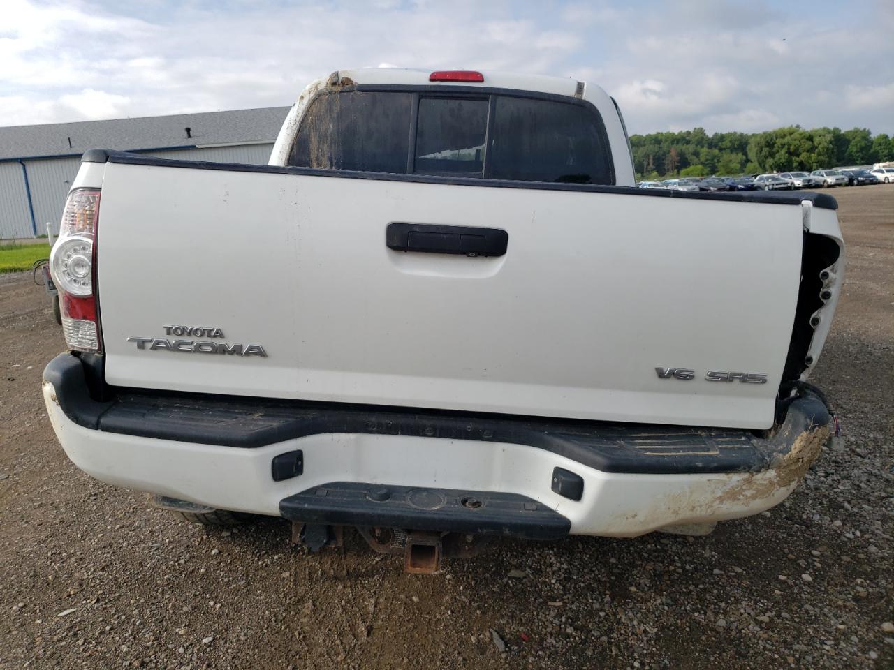 2010 Toyota Tacoma Double Cab VIN: 3TMLU4EN1AM048635 Lot: 63413095