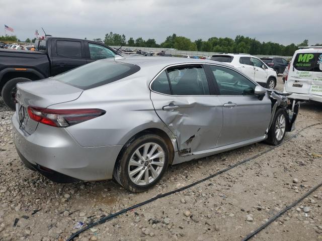 TOYOTA CAMRY 2022 Серебристый
