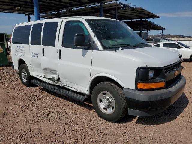 Minivans CHEVROLET EXPRESS 2017 Biały