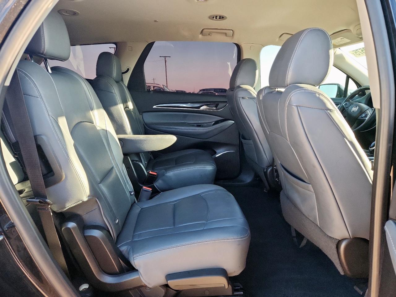 2019 Buick Enclave Essence VIN: 5GAERBKW2KJ207206 Lot: 63099575