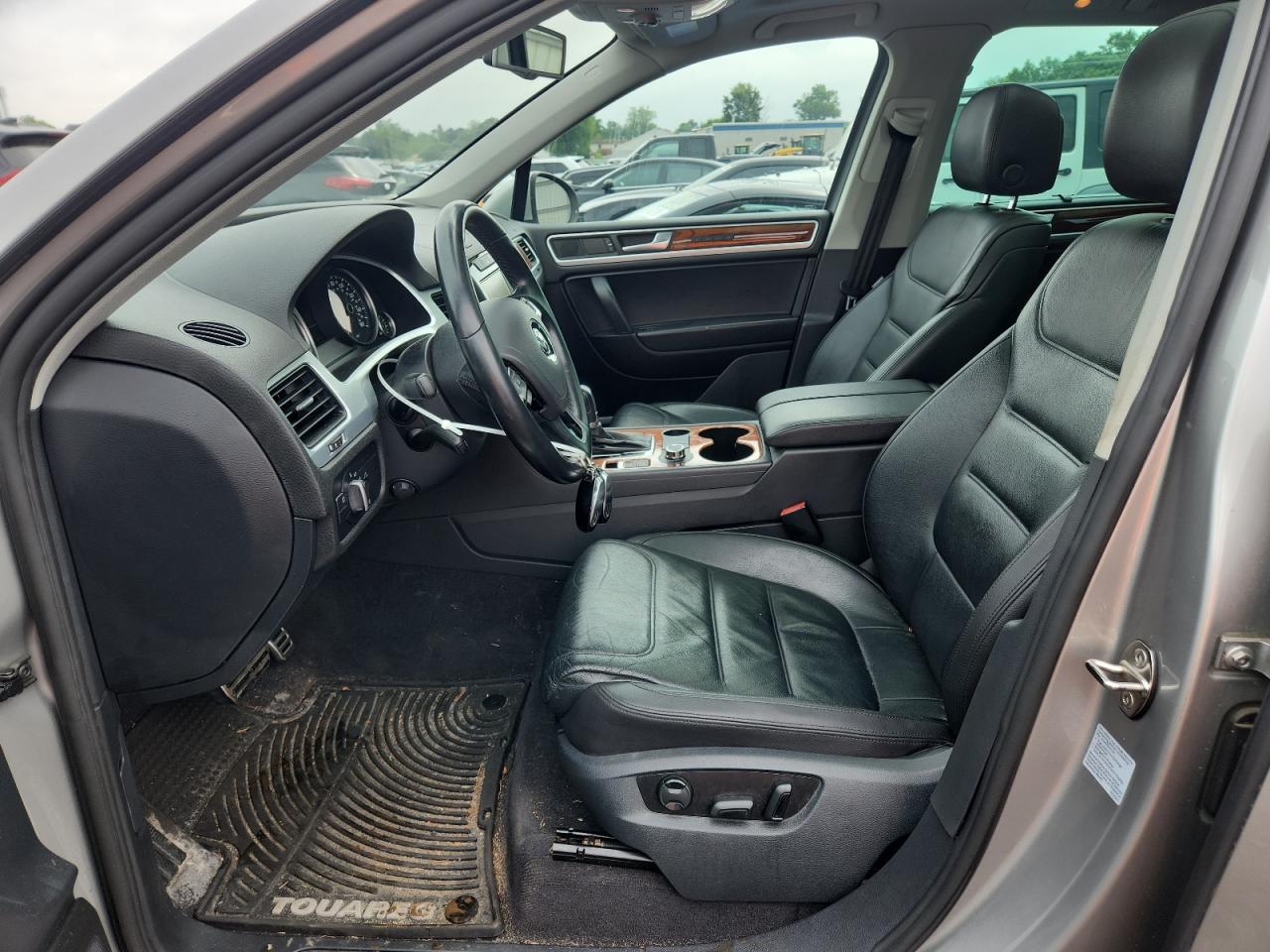 2011 Volkswagen Touareg Hybrid VIN: WVGFG9BP3BD003163 Lot: 63349305