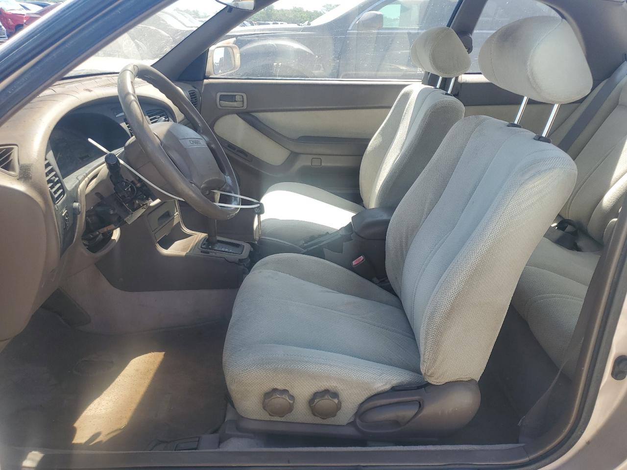 1994 Toyota Camry Le VIN: 4T1SK12C2RU352689 Lot: 62940695