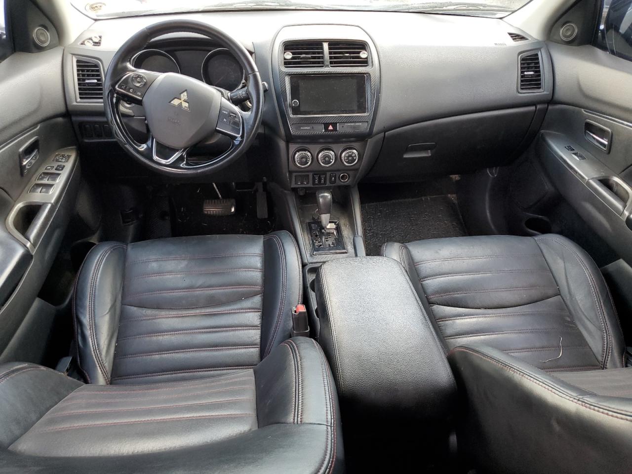 2018 Mitsubishi Outlander Sport Es VIN: JA4AP3AW1JU015633 Lot: 64903445