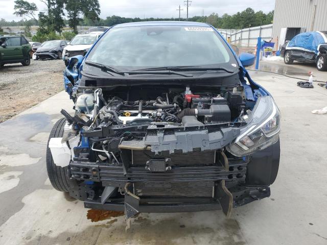  NISSAN VERSA 2024 Синий