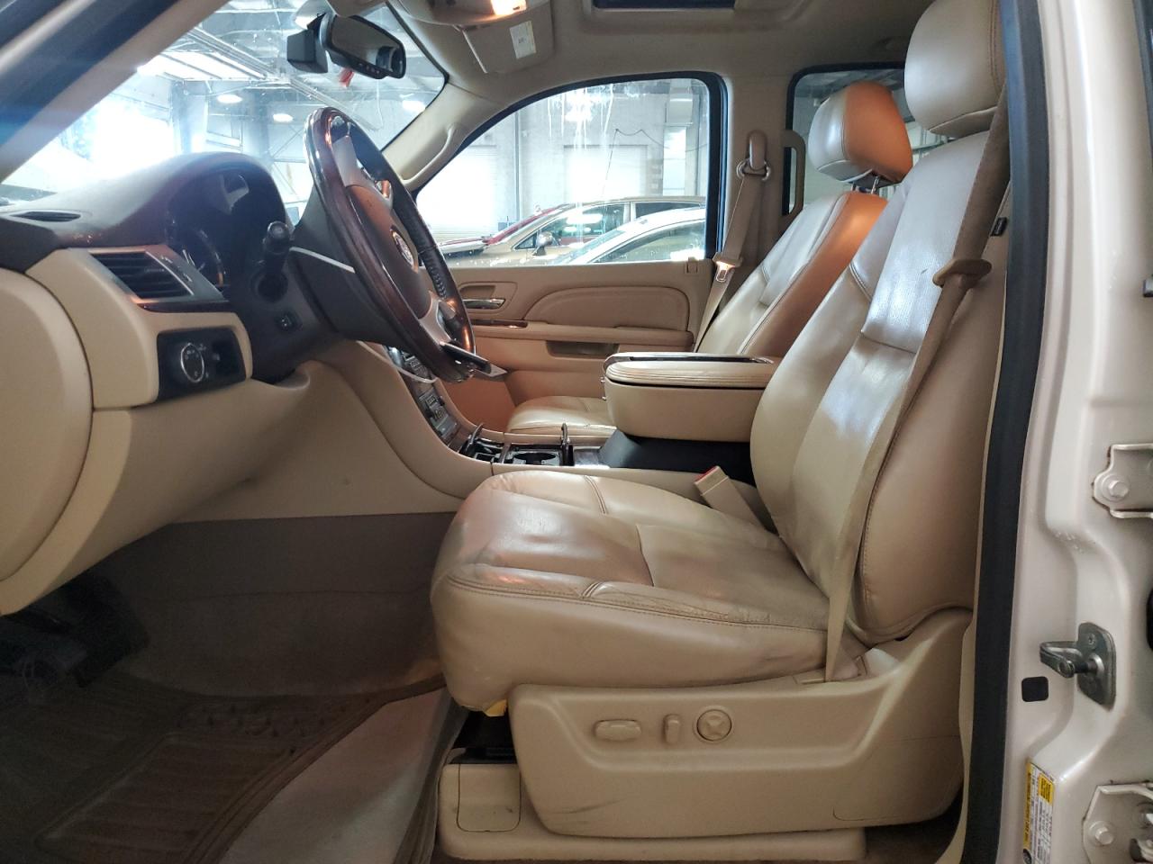 2016 Cadillac Escalade Luxury VIN: 1GYUKBEF4AR227509 Lot: 63054795