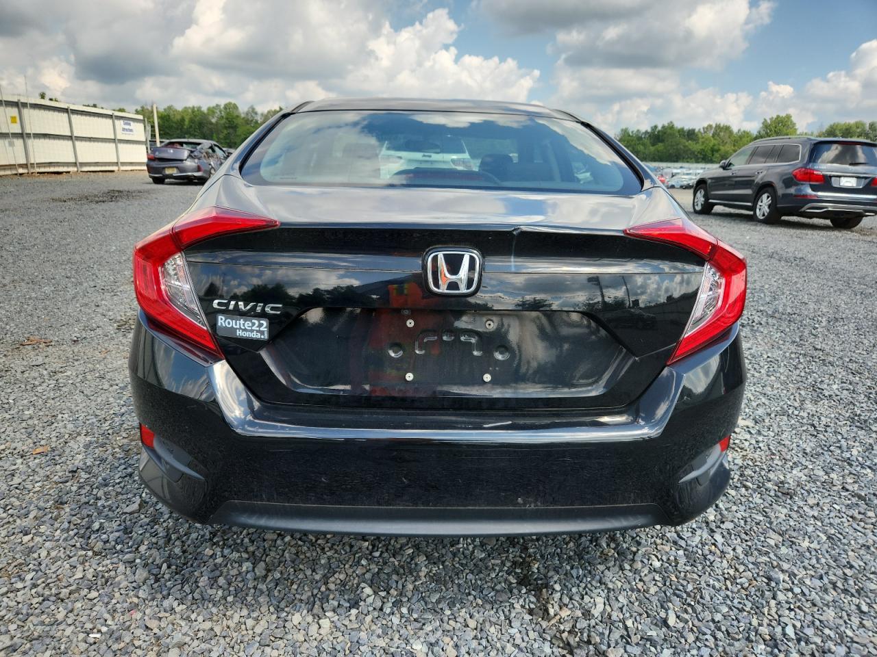 2018 Honda Civic Lx VIN: 2HGFC2F56JH585732 Lot: 63570215