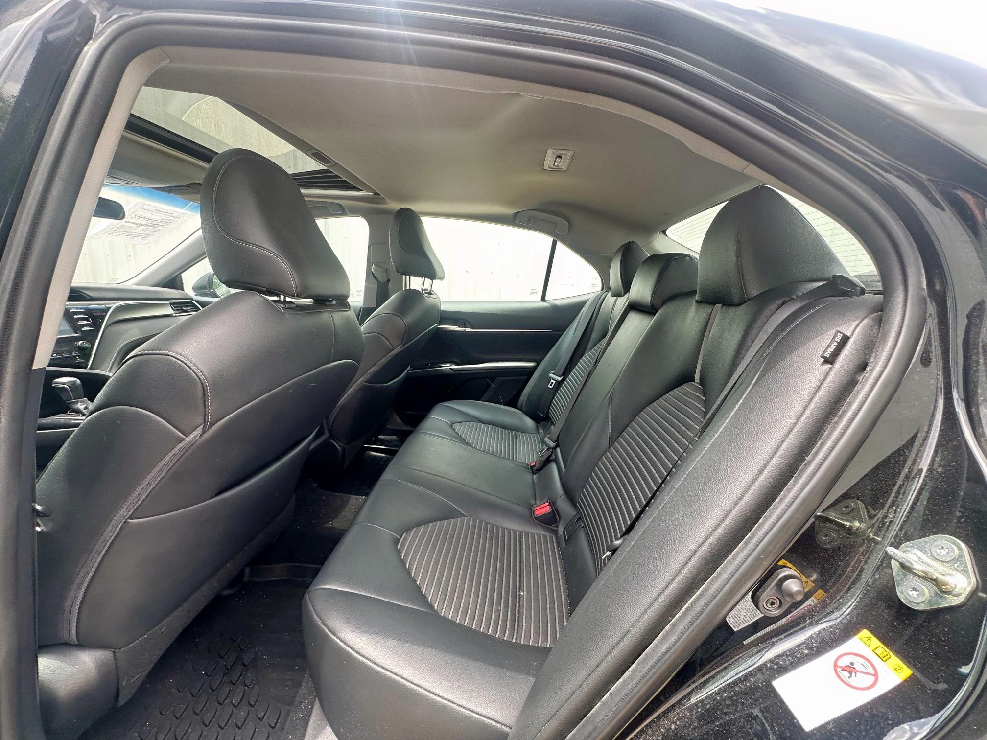  TOYOTA CAMRY 2018 Czarny