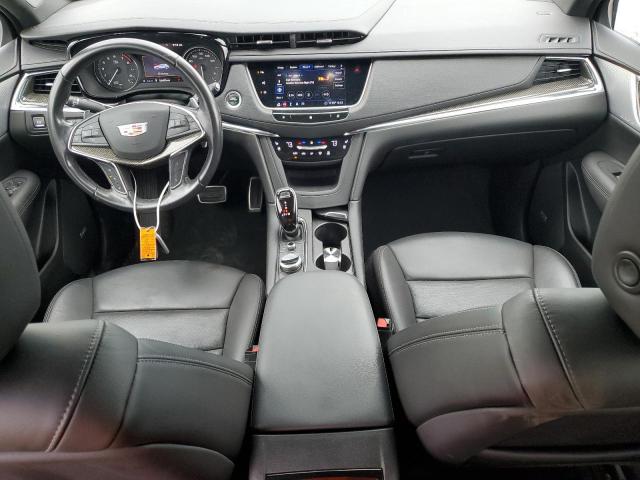  CADILLAC XT5 2020 Srebrny