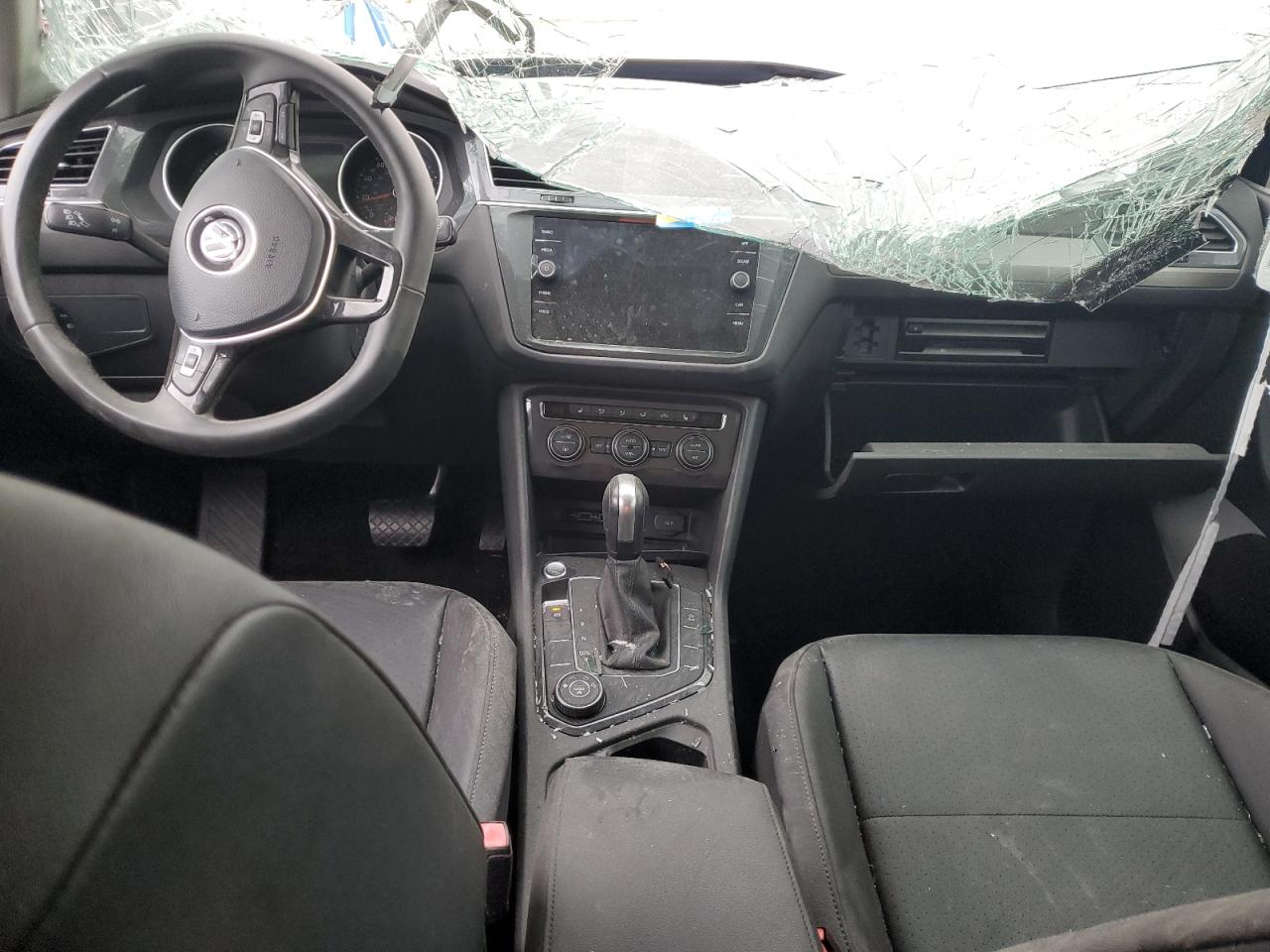 2020 Volkswagen Tiguan Se VIN: 3VV2B7AX0LM035194 Lot: 67034775