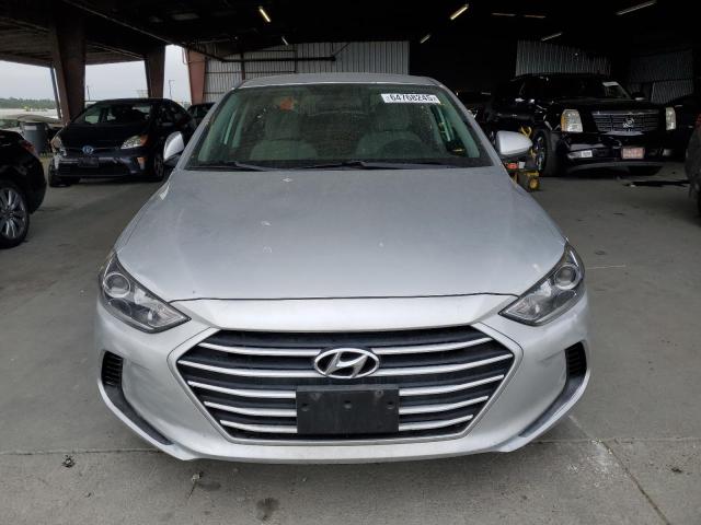  HYUNDAI ELANTRA 2018 Серебристый