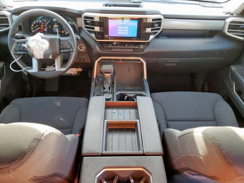  TOYOTA TUNDRA 2023 Srebrny