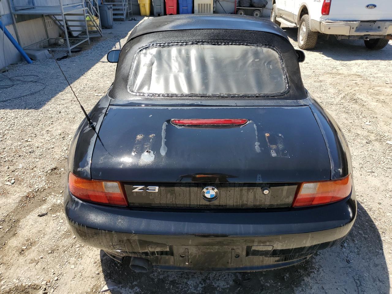 1998 BMW Z3 1.9 VIN: 4USCH7336WLE08592 Lot: 64323205