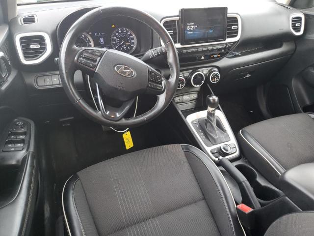  HYUNDAI VENUE 2022 Красный