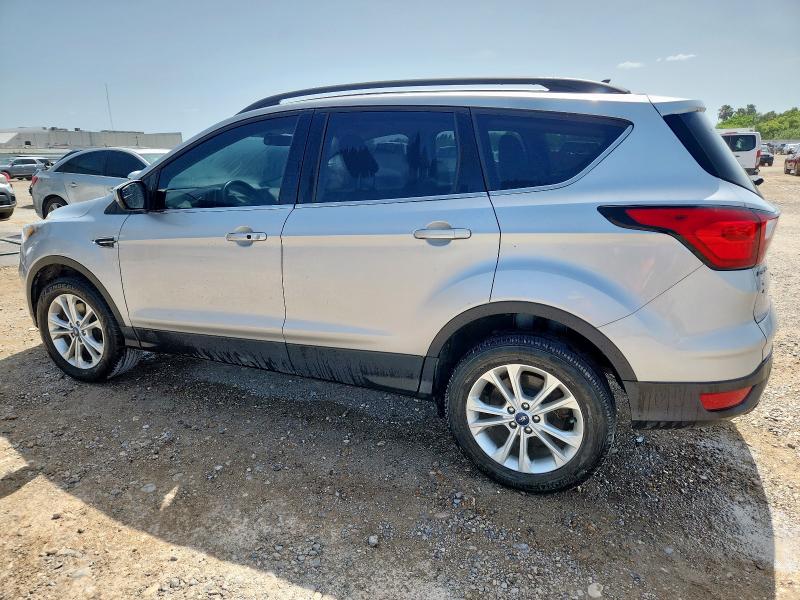  FORD ESCAPE 2019 Srebrny