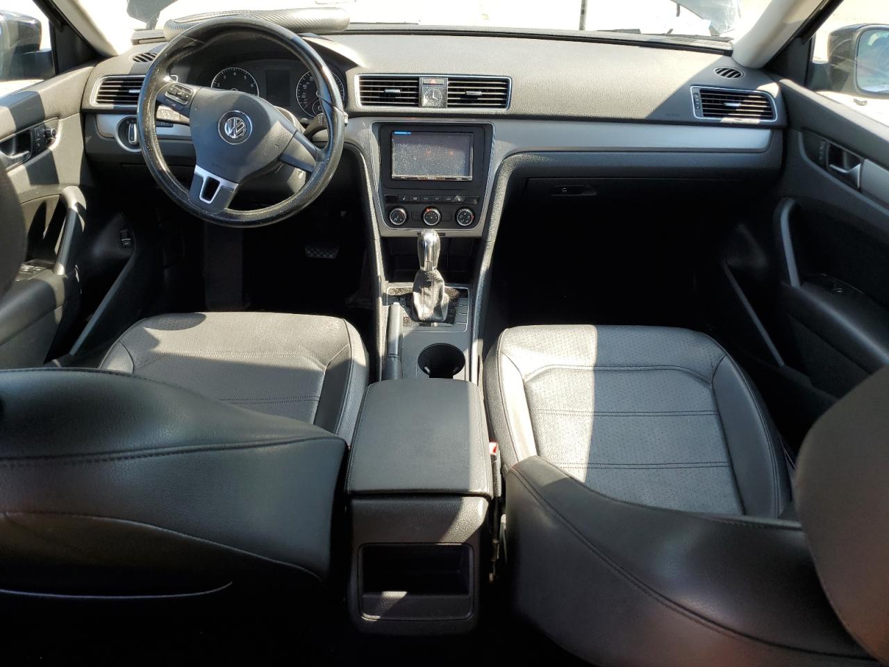2014 Volkswagen Passat S VIN: 1VWAT7A30EC045942 Lot: 64724545