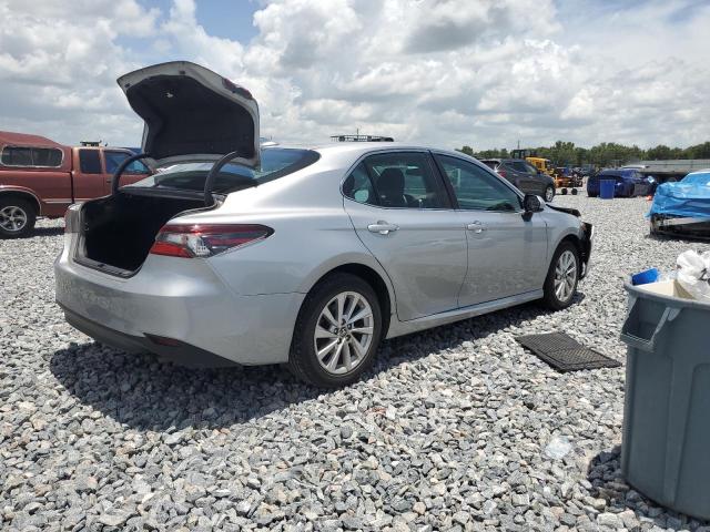  TOYOTA CAMRY 2021 Silver