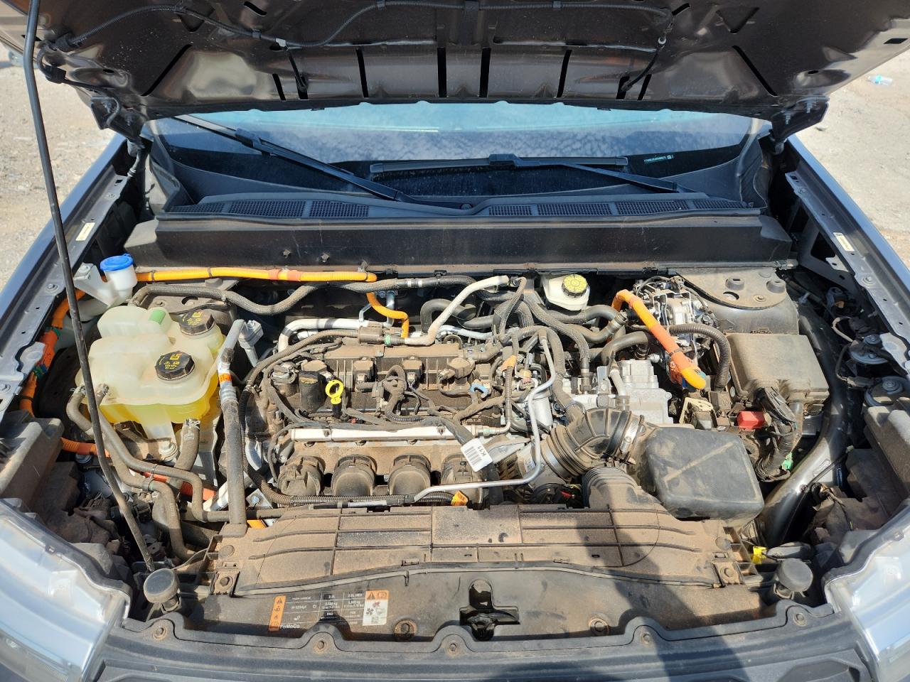 2022 Ford Maverick Xl VIN: 3FTTW8E3XNRA00673 Lot: 64135995