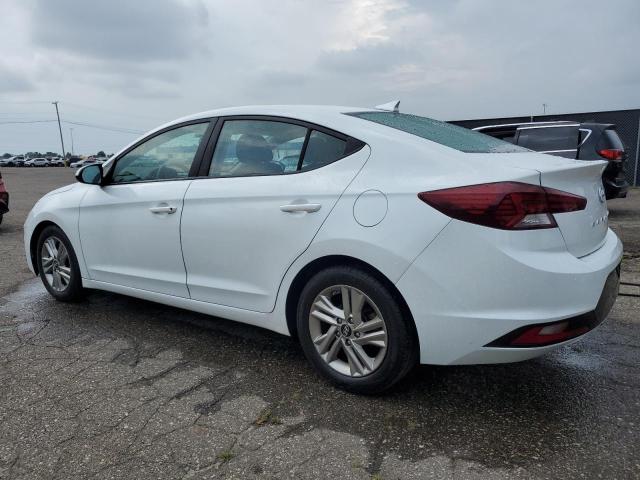  HYUNDAI ELANTRA 2019 Белы