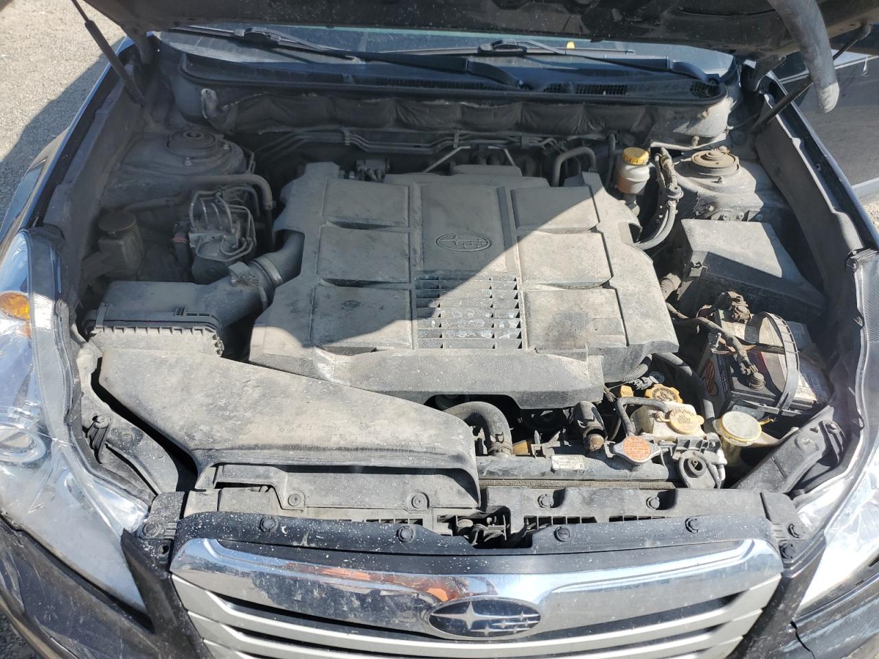 2011 Subaru Outback 3.6R Limited VIN: 4S4BREKC2B2390976 Lot: 64637095