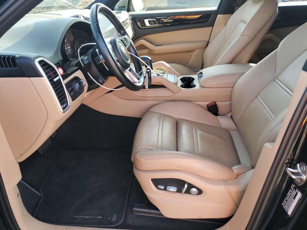 2019 Porsche Cayenne VIN: WP1AA2AY5KDA01706 Lot: 63319885
