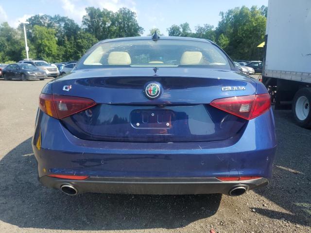  ALFA ROMEO GIULIA 2017 Blue