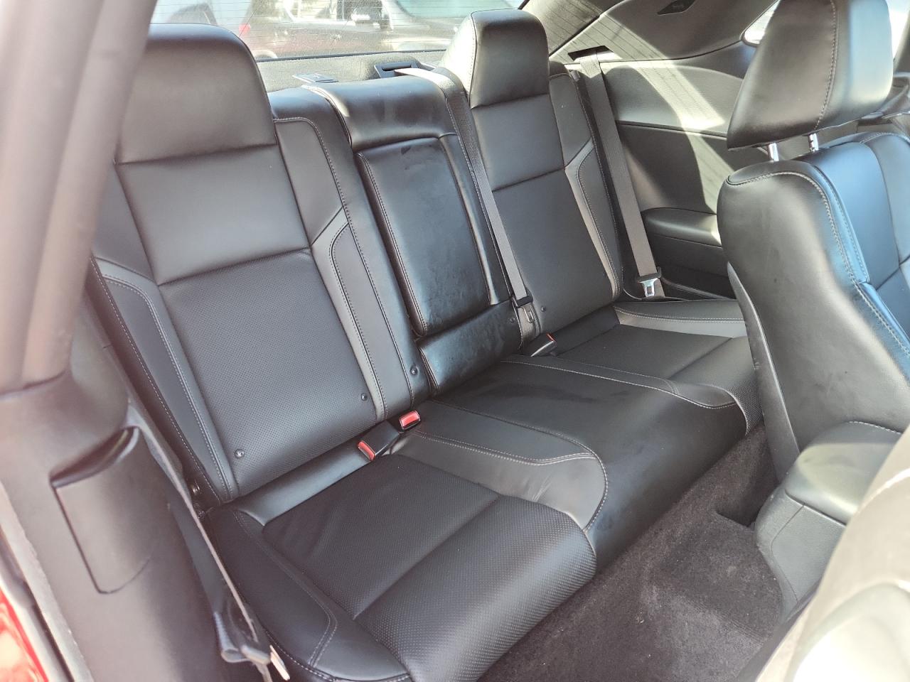 2018 Dodge Challenger Sxt VIN: 2C3CDZAG1JH305753 Lot: 65707635