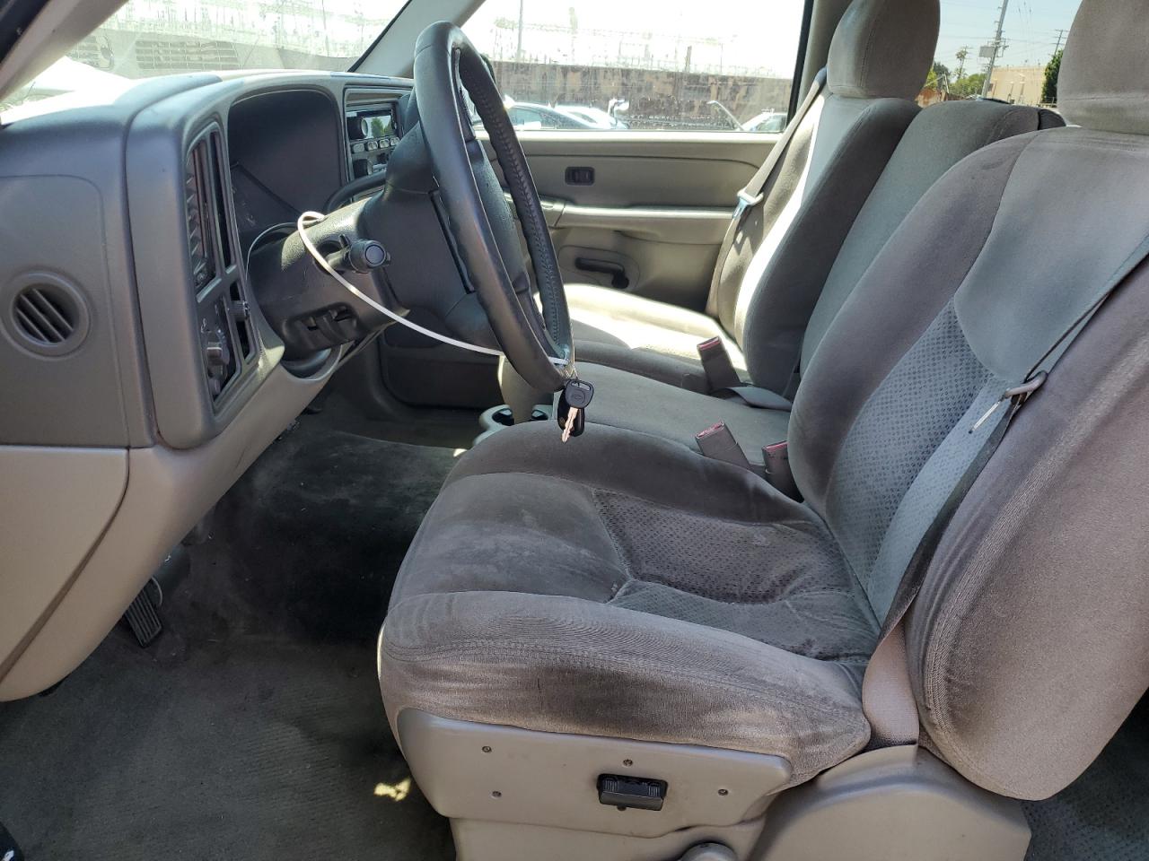 2005 Chevrolet Tahoe C1500 VIN: 1GNEC13T75R159861 Lot: 64048295