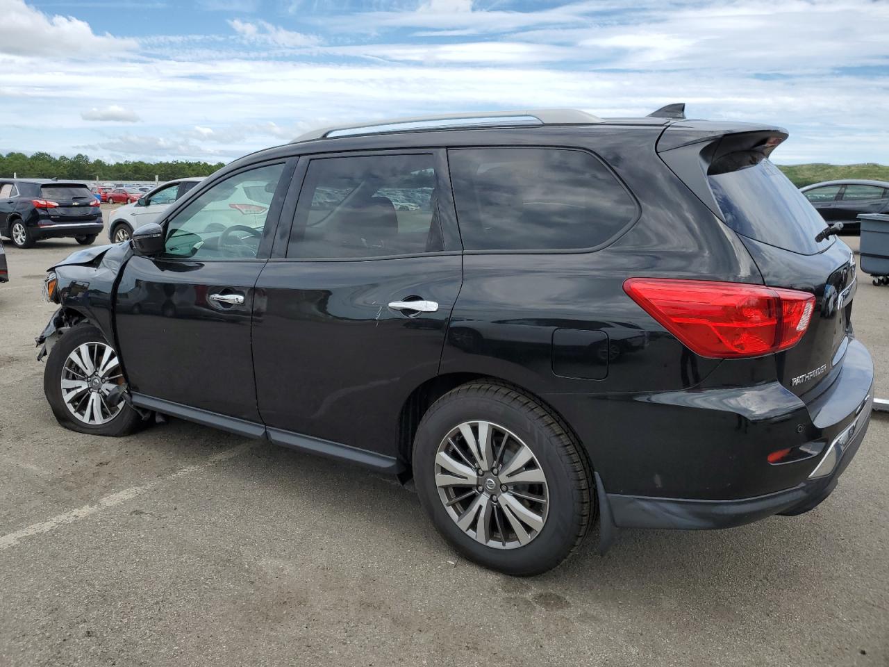 2019 Nissan Pathfinder S VIN: 5N1DR2MM7KC650747 Lot: 64952775